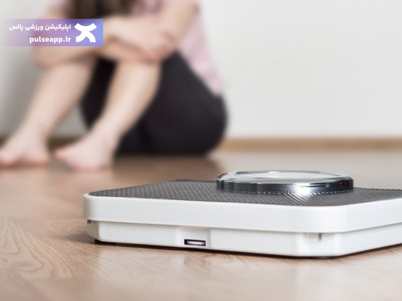 تصویر علت استپ وزنی چیست؟ بررسی کامل عوامل و روش‌های رفع آن